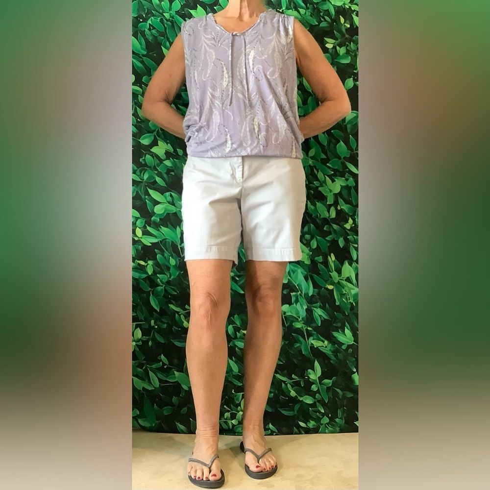 🌸 Loft Lavender Floral Sleeveless Blouse Size M